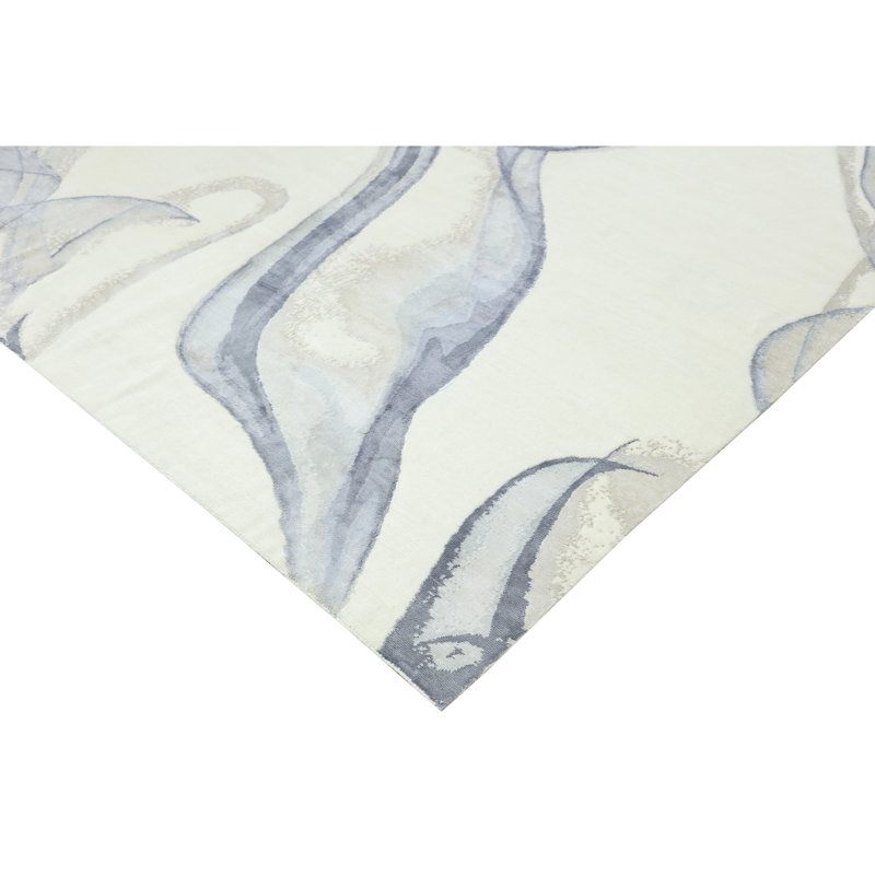 Hand Knotted Abstract Area Rug in White/Silver, Rectangle 5' x 8'