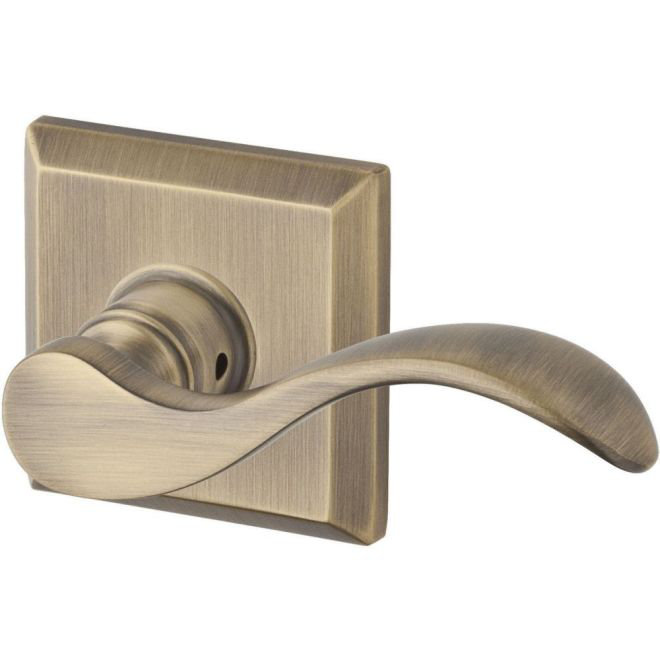 Curve Keyed Door Lever with Traditional Square Rose, Yes, Right, Satin Nickel