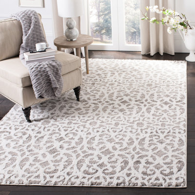 Plourde 100 Performance Rug