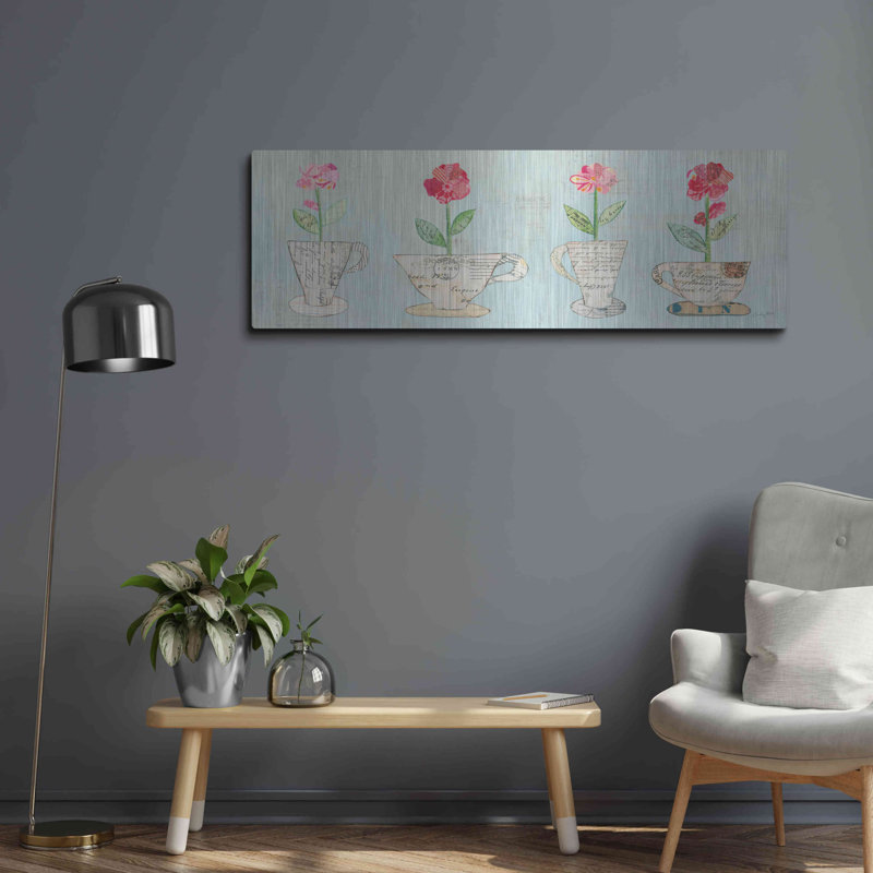 «Teacup Floral V» par Courtney Prahl, H 16 po x l 48 po