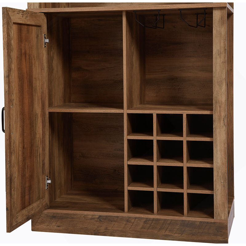 Garde-manger avec tablettes, portes