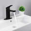Robinet de salle de bain durable avec écoulement d'eau doux et installation facile-115593362