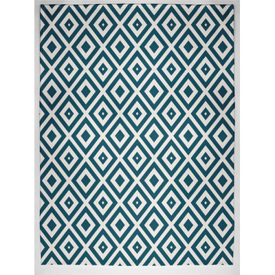 Maud Plain Weave / Muslin Throw Blanket