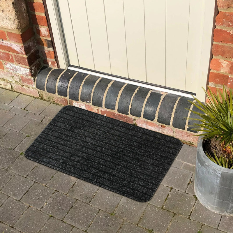 Tapis d'extérieur antidérapant 24 po x 16 po Chloe, Gris anthracite