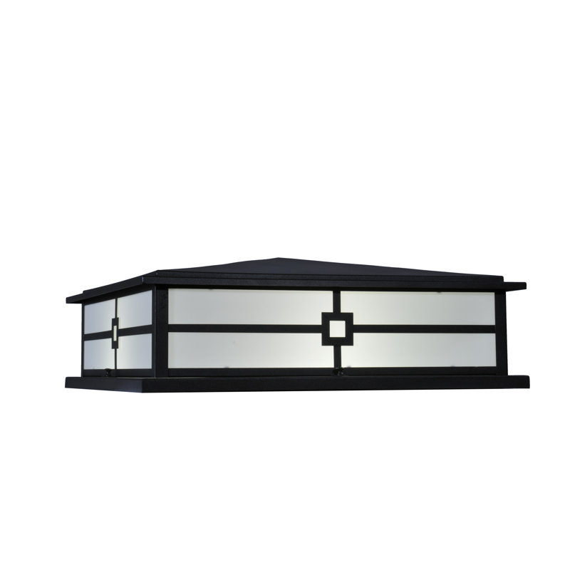 Seneca 4 - Light Pier Mount Light