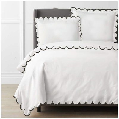 Allena 400TC Cotton Scallop Embroidery Sateen Solid Duvet Cover Set