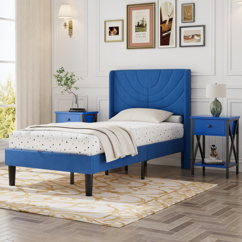 Ensemble de chambre à coucher 3 pièces en velours bleu capitonné, lit plateforme moderne avec tête de lit incurvée et 2 tables de chevet assorties, ensemble de meubles de chambre de luxe avec tiroir de rangement