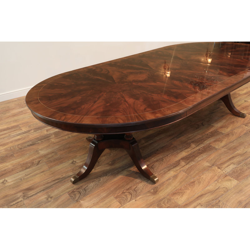 Round Mahogany Dining Table Opens To 10 Feet  Seats 12