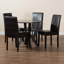 Ensemble repas pour quatre personnes