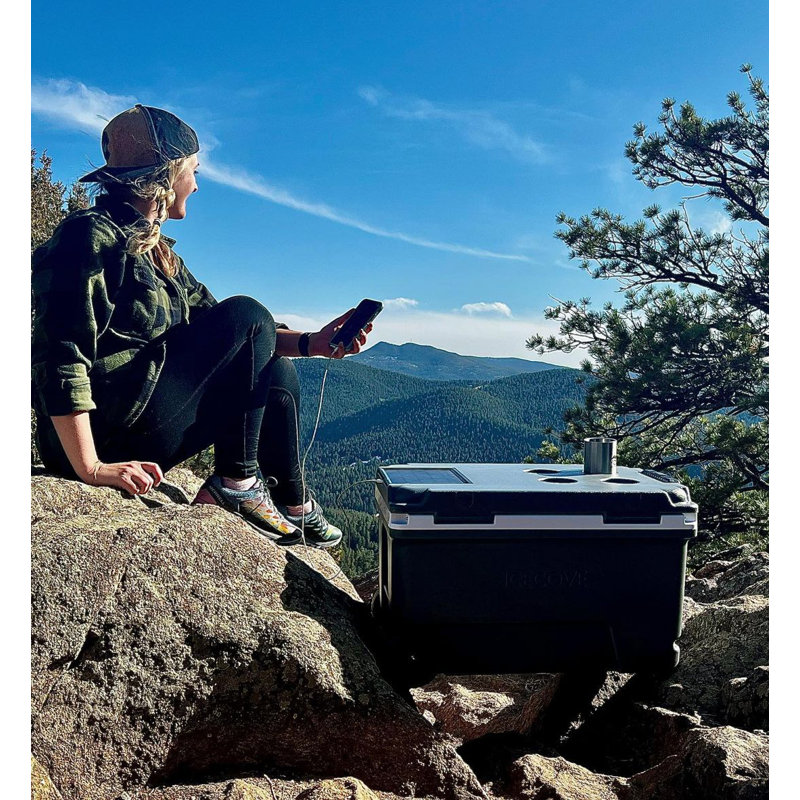 60-Quart Castlerock Gray Solar Cooler with Wheels and Handle