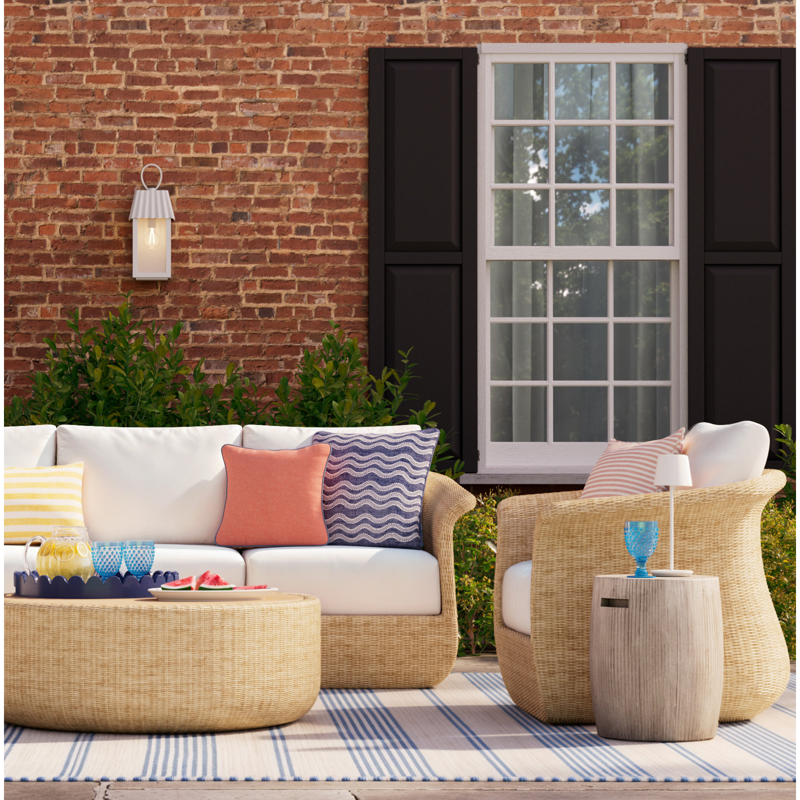 Lionel 15" Patio Side Table, Gray