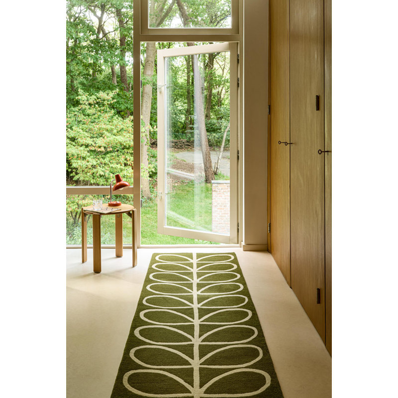 Hand Tufted Wool Abstract Area Rug in Olive, Runner 2'2" x 7'7"