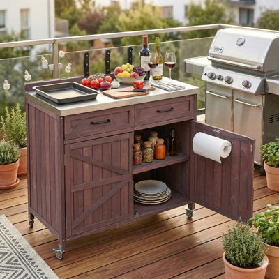 Îlot de cuisine extérieur avec plateau en acier inoxydable, armoire de rangement avec un grand tiroir, tablettes réglables, supports de rangement internes et 4 roulettes pour la préparation de pizza, brun foncé