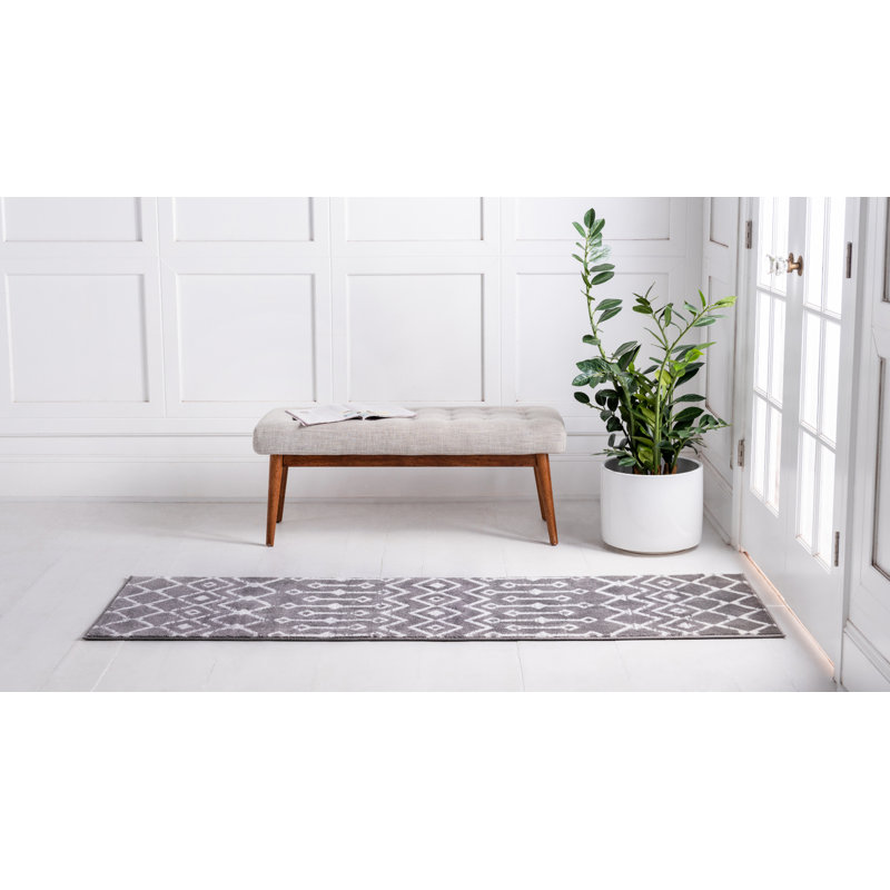 Zena Geometric Indoor Rug, Runner 2'6" x 8'2"