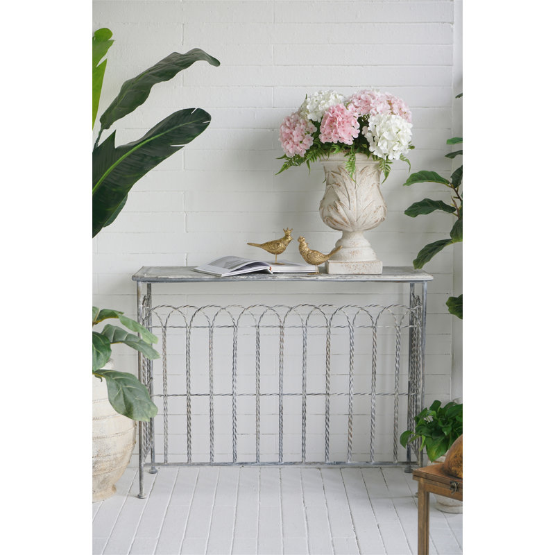 Console 40 po x 14 po x 31 po en fer forgé (seulement avec table basse)