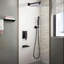 Ensemble de robinet de douche noir Système de douche à pluie avec pomme de douche à pluie et ensemble de poignées Appareils de douche modernes Pomme de douche 10 pouces avec valve de douche combinée incluse Noir mat-129748357