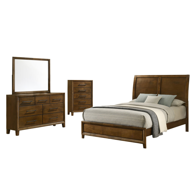 Bangor 4-Piece Wood Queen Bedroom Set W Chest, Brown, Queen