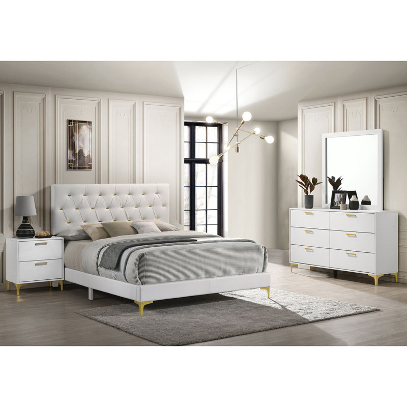 Ensemble de chambre avec très grand lit 4 pièces James, 4 Pcs: Bed, Nightstand, Dresser, Mirror, Très grand lit