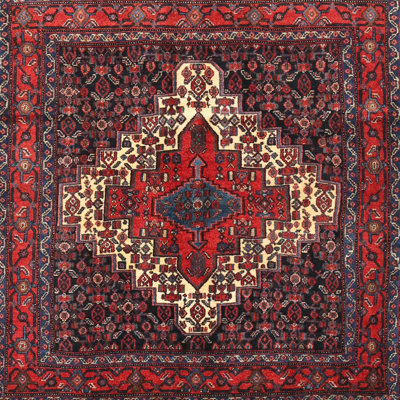 Tapis rouge à motif sud-ouest