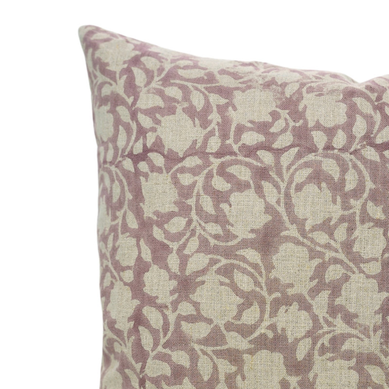 Housse de coussin en lin Fab divine, décor de ferme bohème doux (Amritvela), Square, 18"H x 18"W, Mauve