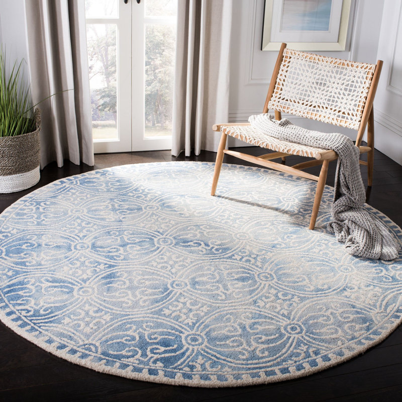 Oakton Hand Tufted Wool/Cotton/Latex Oriental Rug in Ivory/Blue, Round 7'
