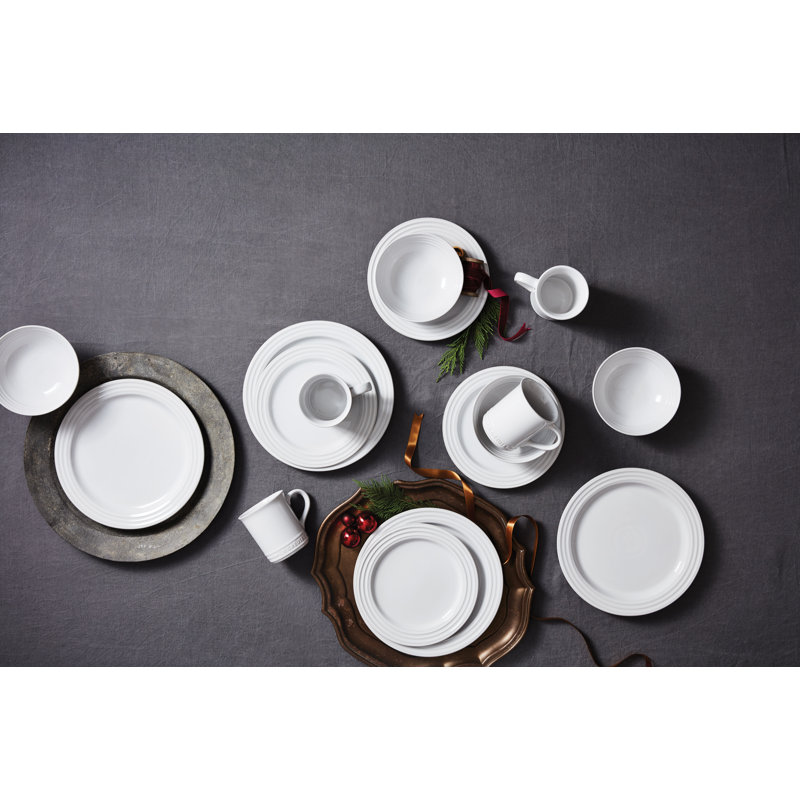Le Creuset 16 Piece Dinnerware Set, Service for 4, White