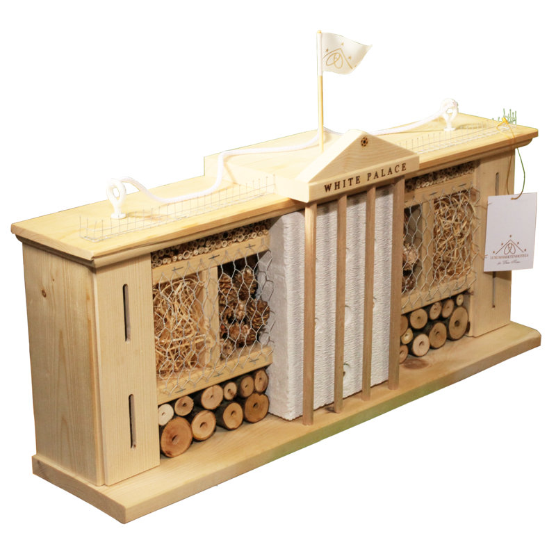 Alisha-Mae Free Standing Bumblebee House