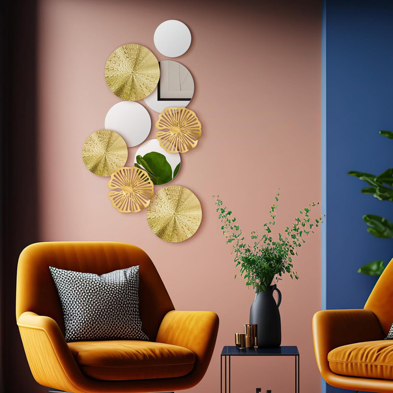 Modern Circular Decoration