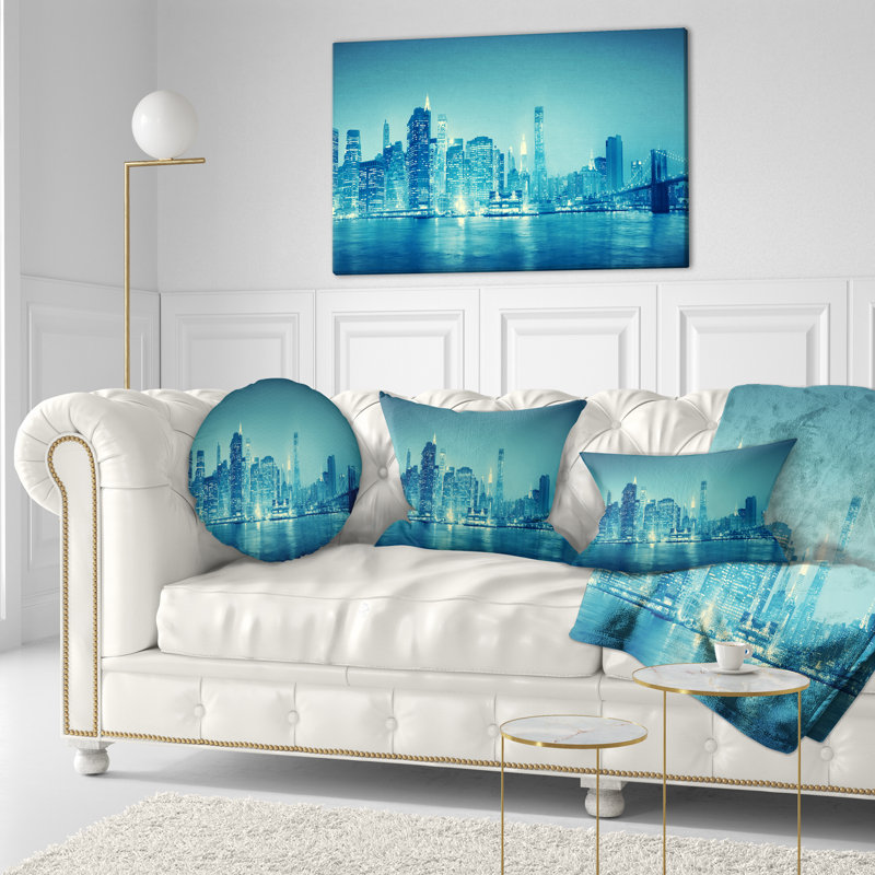 Coussin bleu New York at Night - Cityscape