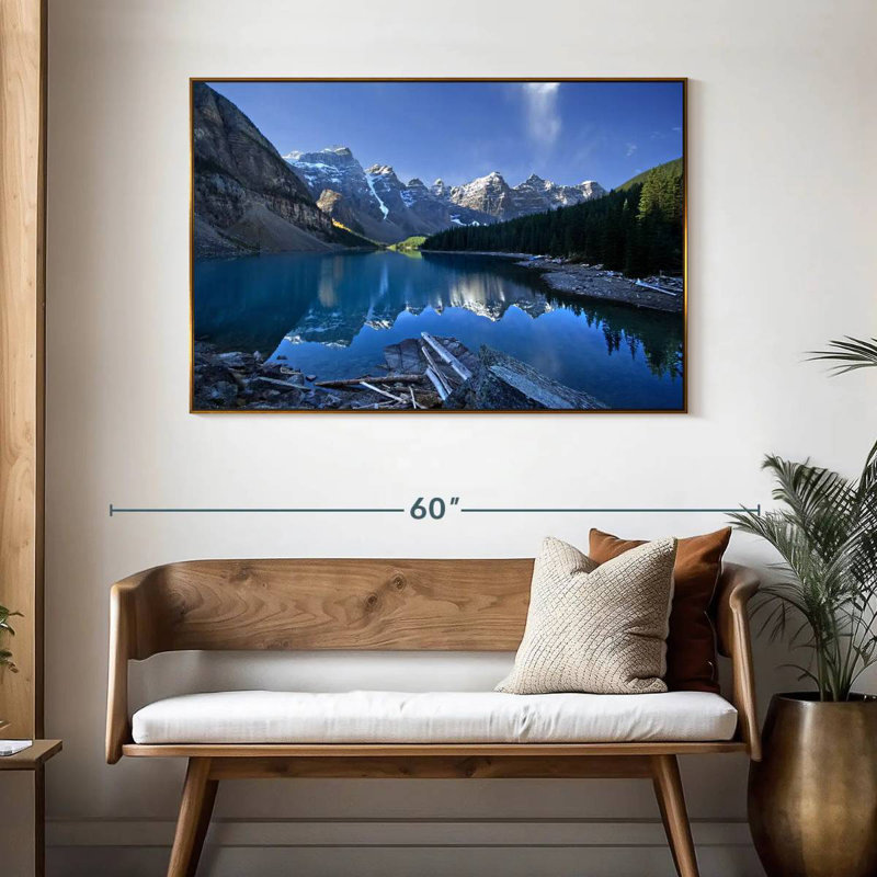 Lac pittoresque de la Moraine, 46 po x 31 po, Cadre flottant doré