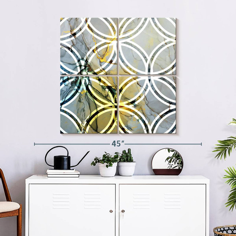 Avery Overlapping Circles, 32" H x 32" W