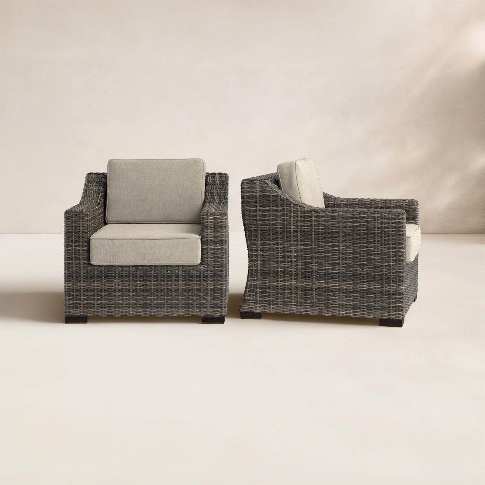 Wicker Outdoor Lounge Chair