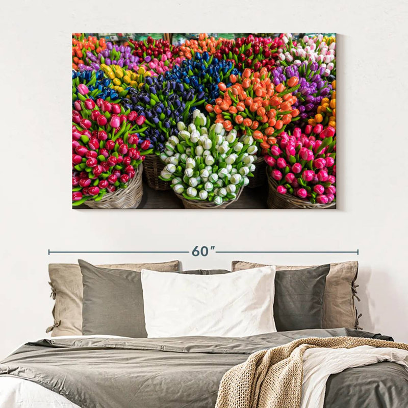 Harnek Tulip Baskets, 34" H x 51" W