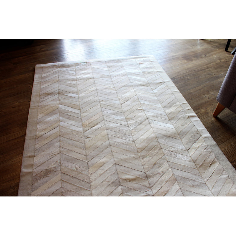Mckinney Chevron Cowhide Hand Woven 120cm X 180cm Area Rug
