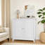 Armoire de rangement blanche à double porte, armoire de rangement autoportante moderne Mid-Century, armoire de rangement de salle de bain avec boutons argentés pour le salon, la cuisine, la salle de bain, le couloir