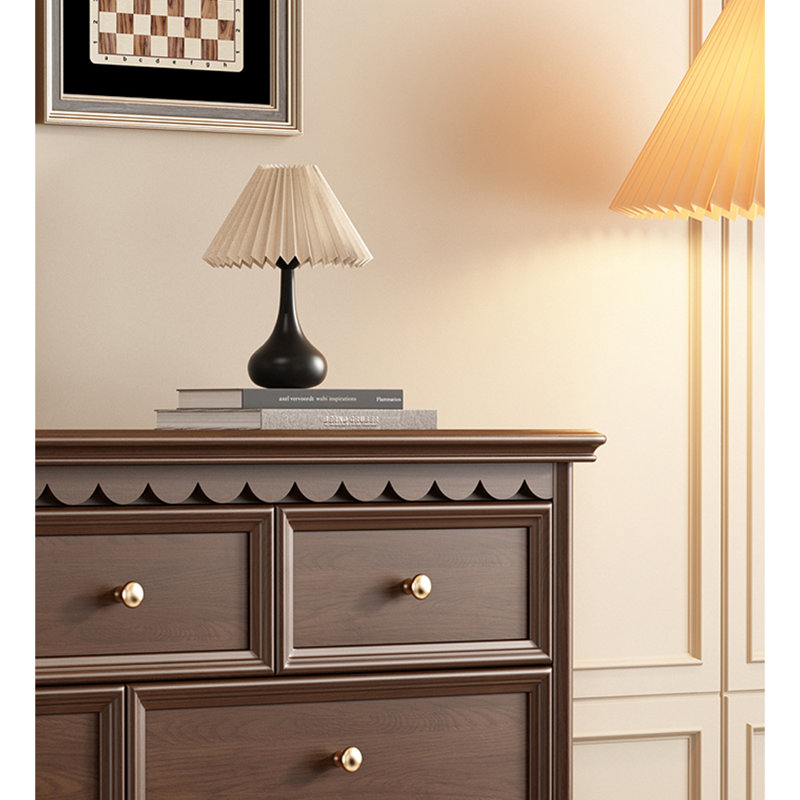 Light Luxury Retro Display Case