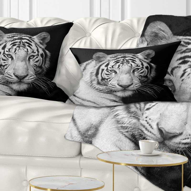 Coussin lombaire en bengal tiger animal staring