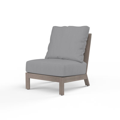 Laguna Outdoor Lounge Chair
