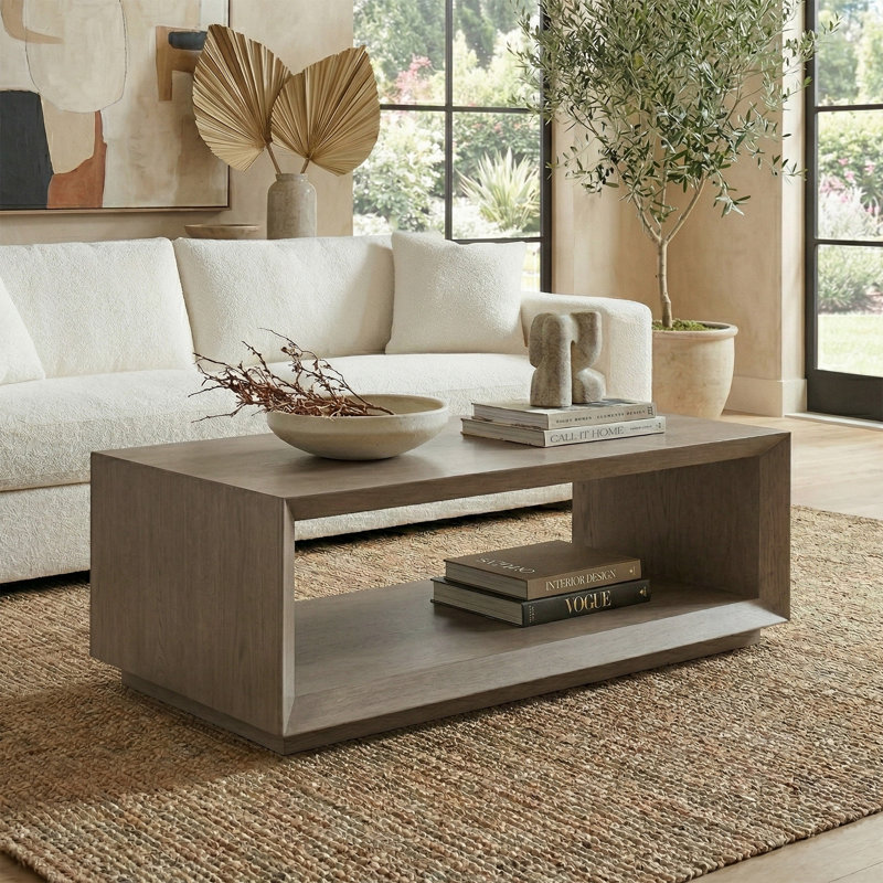 Table basse de 47,5 po de large avec tablette inférieure ouverte - Centre de table scandinave en chêne gris antique en chêne gris pour le salon | Evie