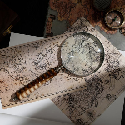 Elegant Resin Handle Magnifying Glass with Steel Frame - Brown 