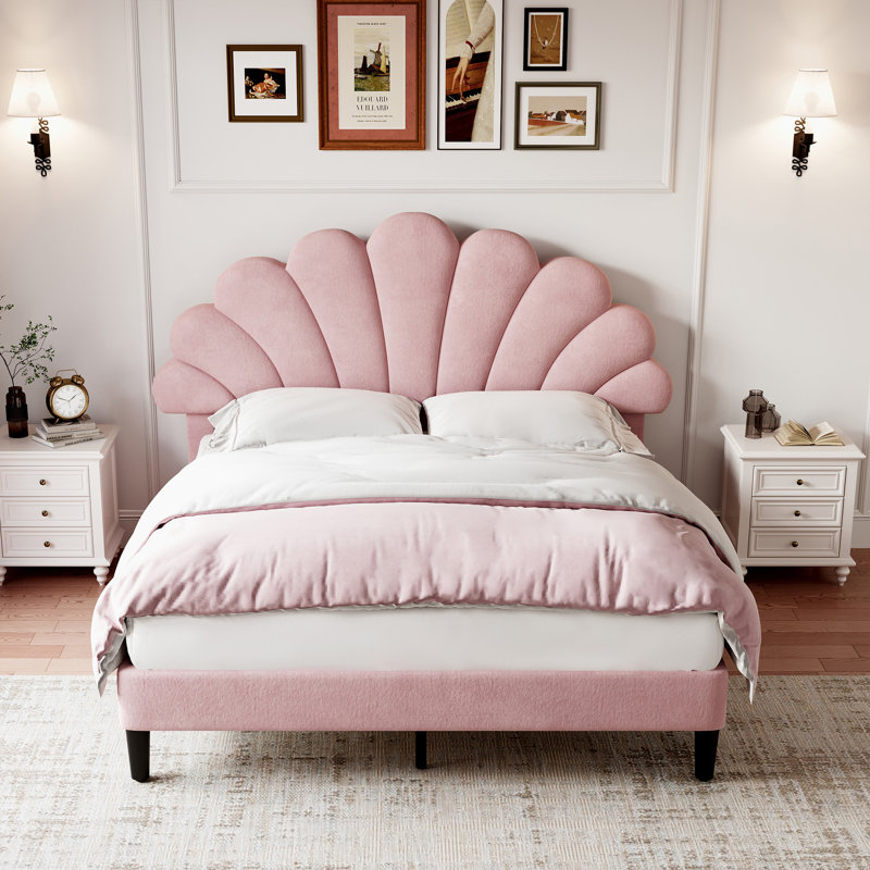 Upholstered Double (4'6) Platform Bed