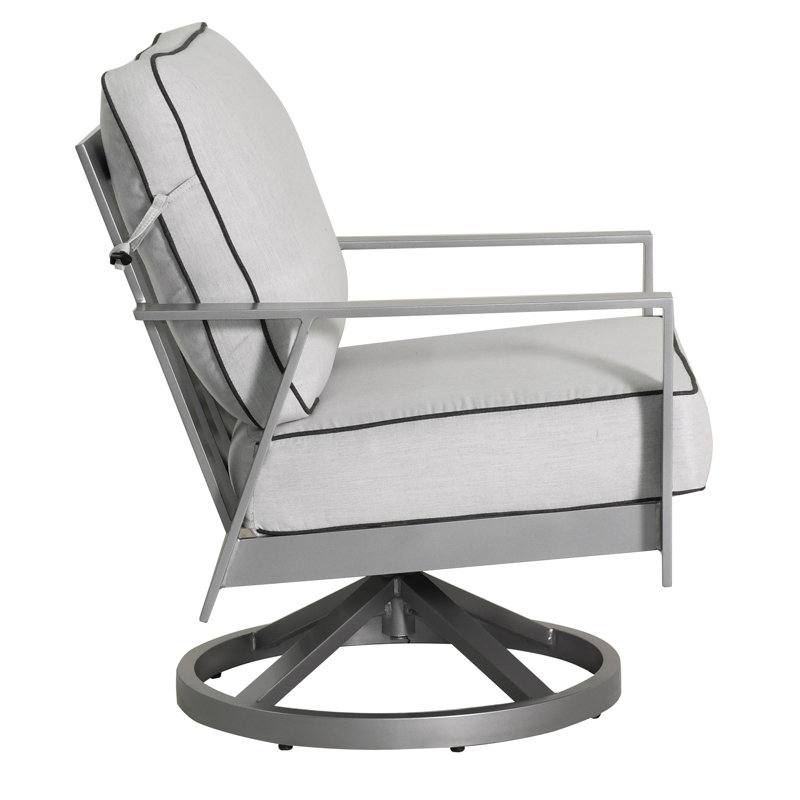 Trento Outdoor Swivel Lounge Chair