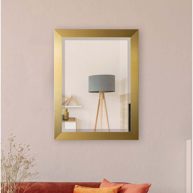 Miroir biseauté moderne / contemporain Ungar, H 25,5 po x l 21,5 po x P 0,75 po, Doré