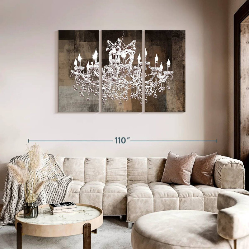 Ensemble de 3 pièces de vieux lustre en cristal sur toile Old, H 48 po x l 74 po x P 1,25 po
