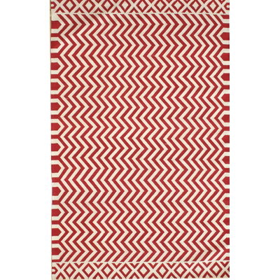 Zigzag Chevron Area Rug in Red/Ivory