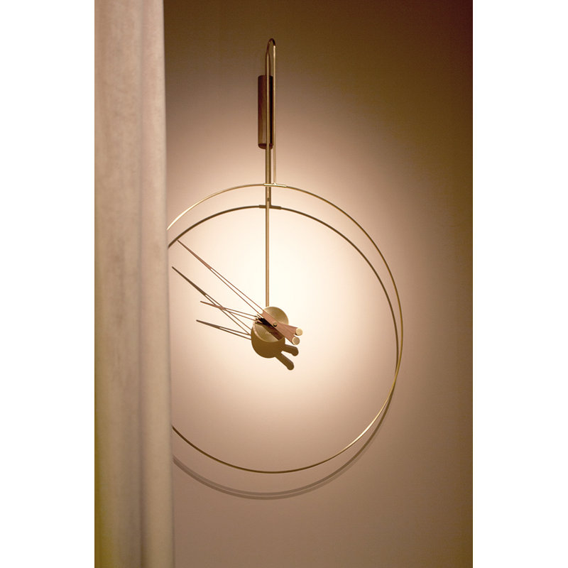 Daro Metal Analog Wall Clock