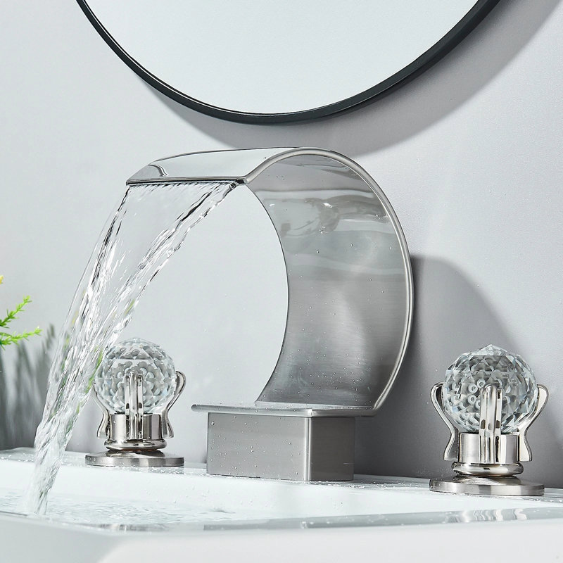 Robinet de salle de bain en nickel brossé à large cascade, 2 poignées en cristal, robinet à 3 trous pour lavabo à grande arche