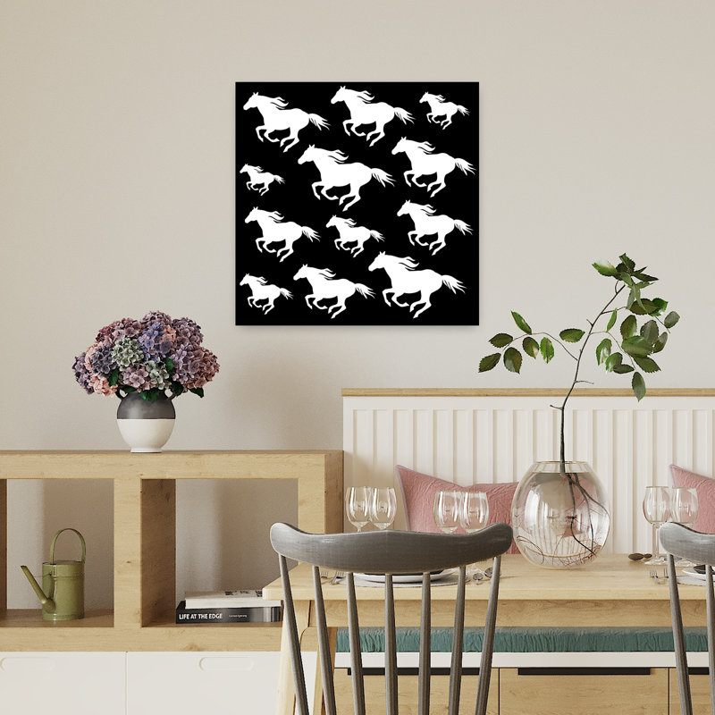 Art contemporain au galop, cheval contemporain blanc au galop