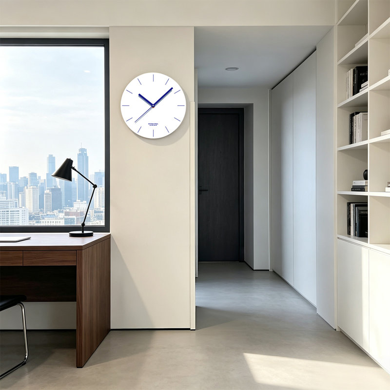 Horloge murale bleue Klein Klein
