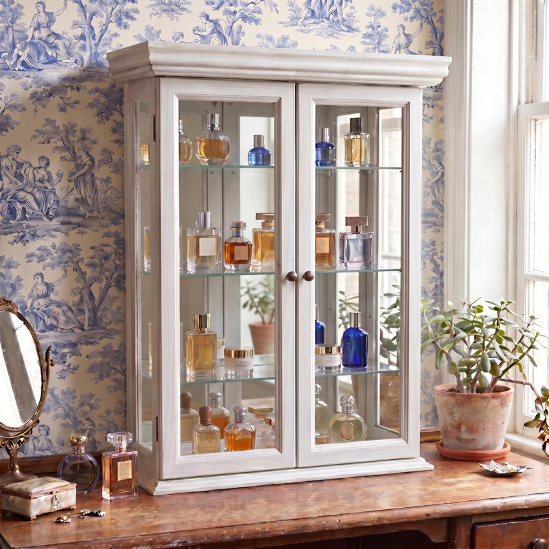 Vitrine Country, Lys blanc